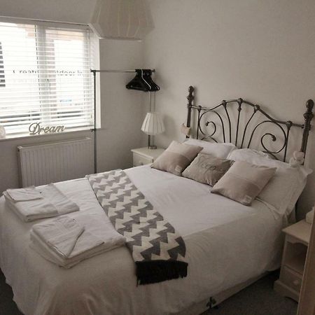 94A Flat 1Gladstone Road East Apartment บอร์นมัธ ภายนอก รูปภาพ