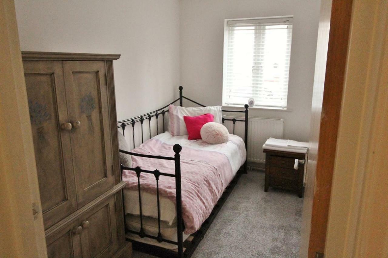 94A Flat 1Gladstone Road East Apartment บอร์นมัธ ภายนอก รูปภาพ