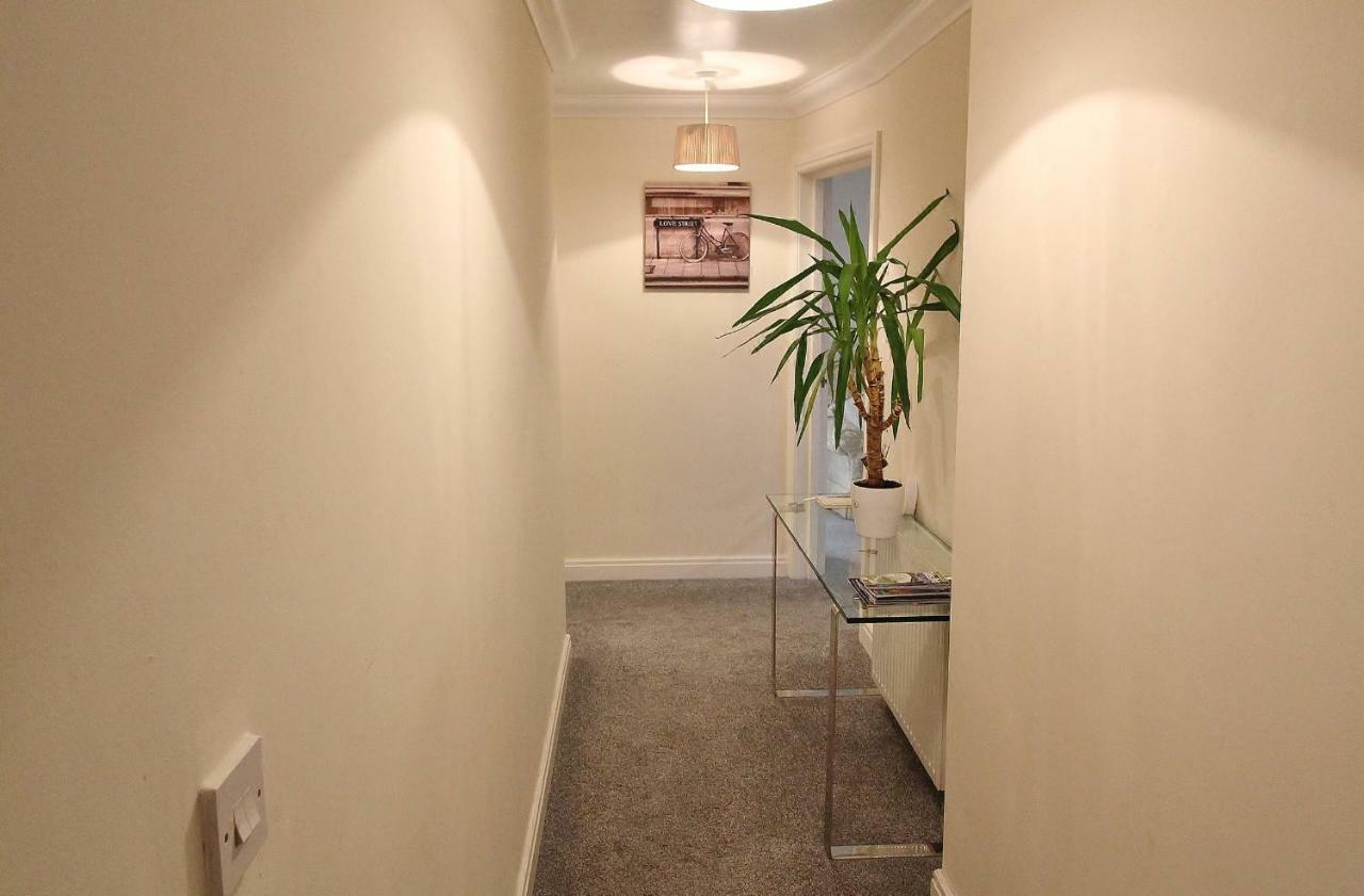 94A Flat 1Gladstone Road East Apartment บอร์นมัธ ภายนอก รูปภาพ